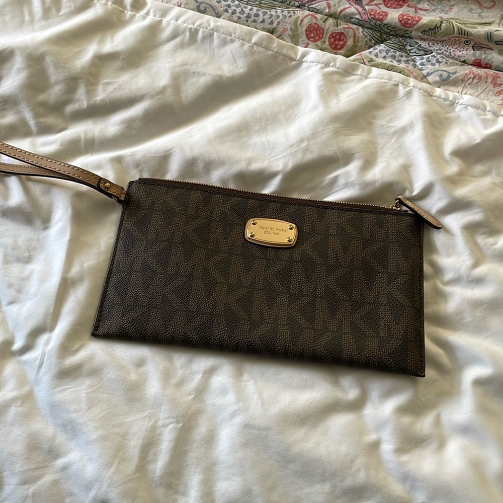 Michael Kors clutch